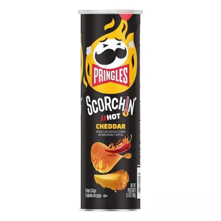 Pringles Scorchin cheddar sajtos chips 158g